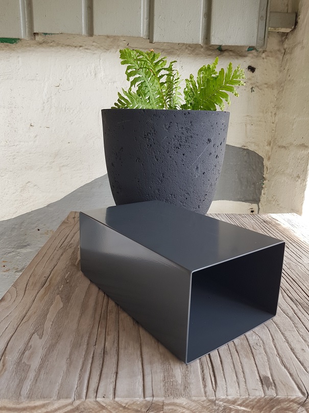 150x100x250mm Custom SS Spout P/C Monument 